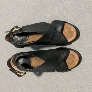 Sofft Cambry Black Leather Sandal